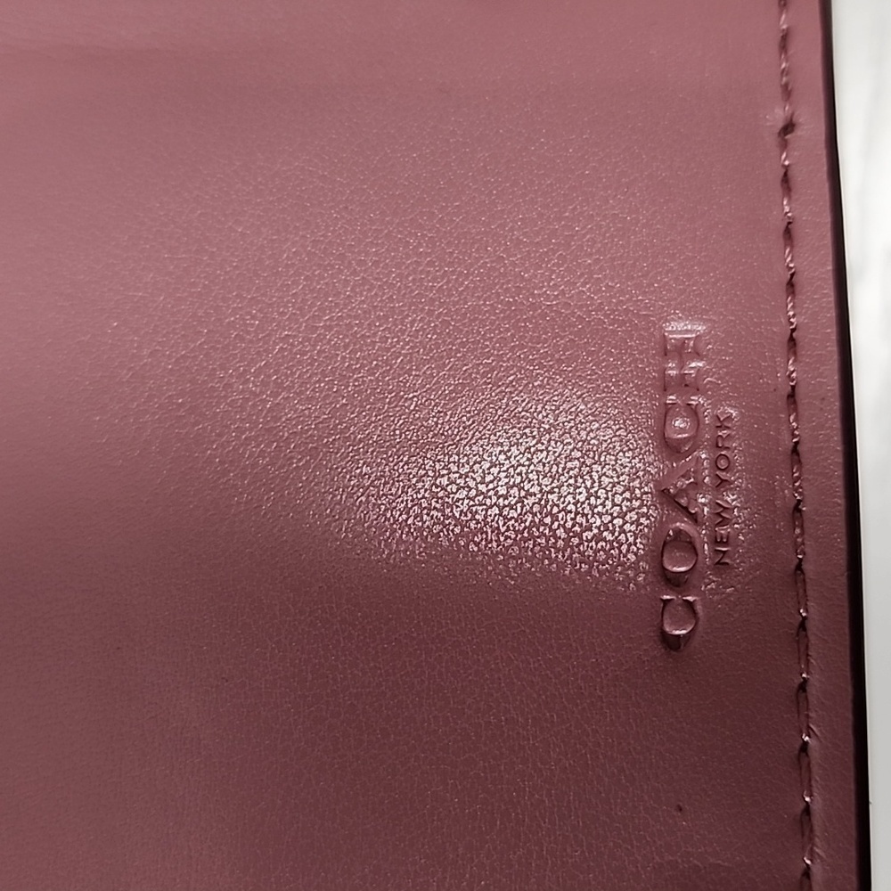Coach Medium Envelope Wallet - Picture 13 of 13